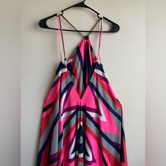 Asymmetrical halter low back Dress colour block high low hem - Picture 8 of 16